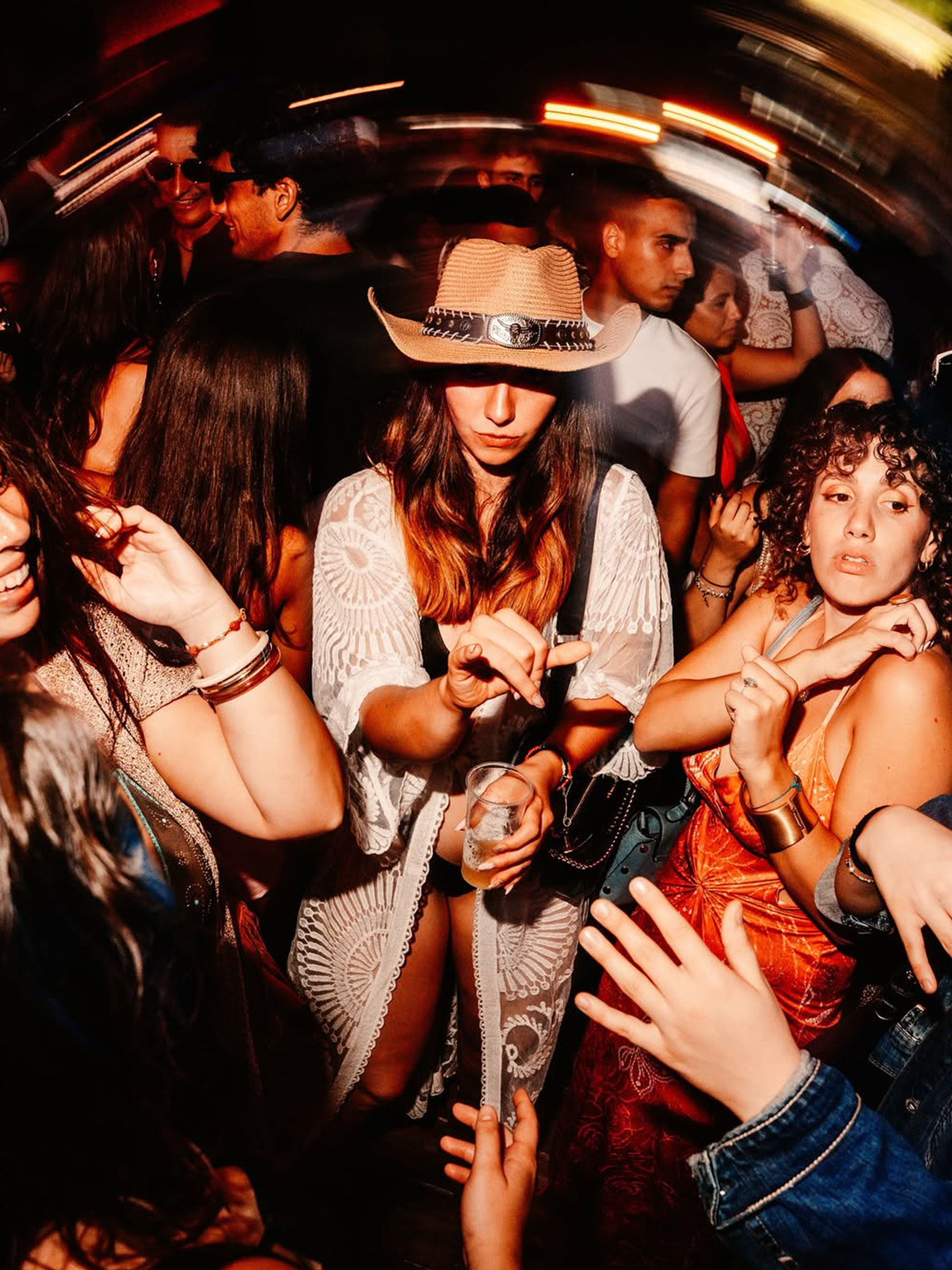 Le Club gallery image